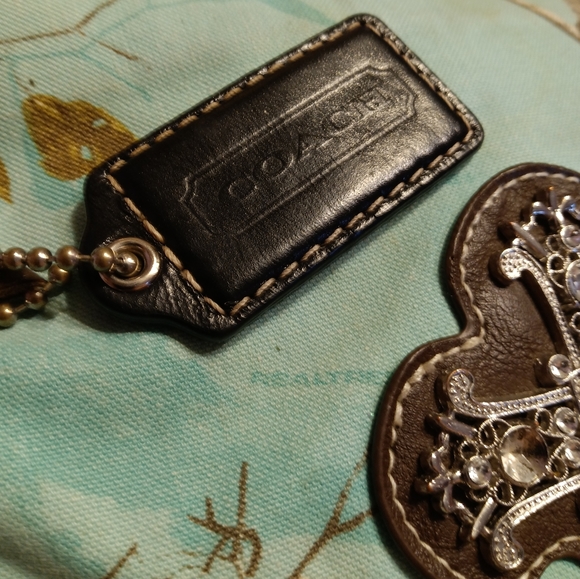 Turquoise Crossbody Vintage Handbag - Picture 2 of 10